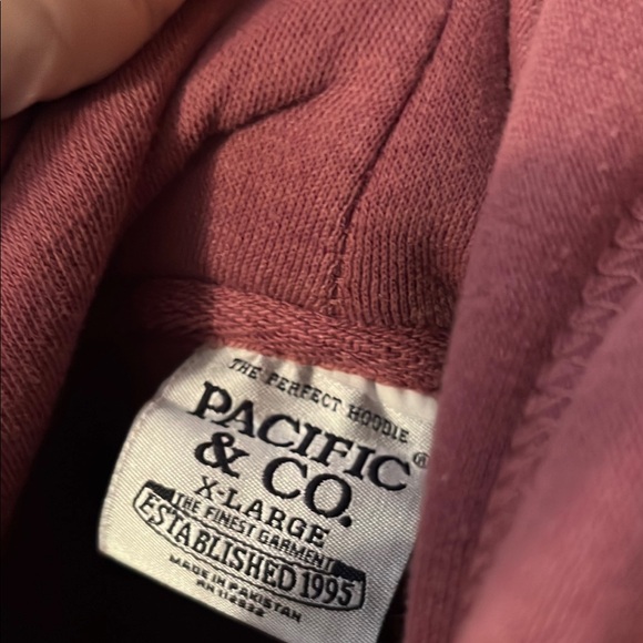 Pacific&Co XL Maroon Hoodie - Picture 4 of 4